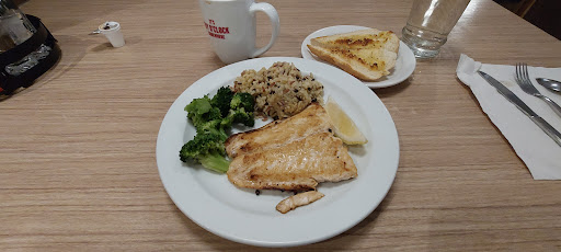 Photo of Denny's Restaurant - 664 Oliver St, Williams Lake, BC V2G 1M6